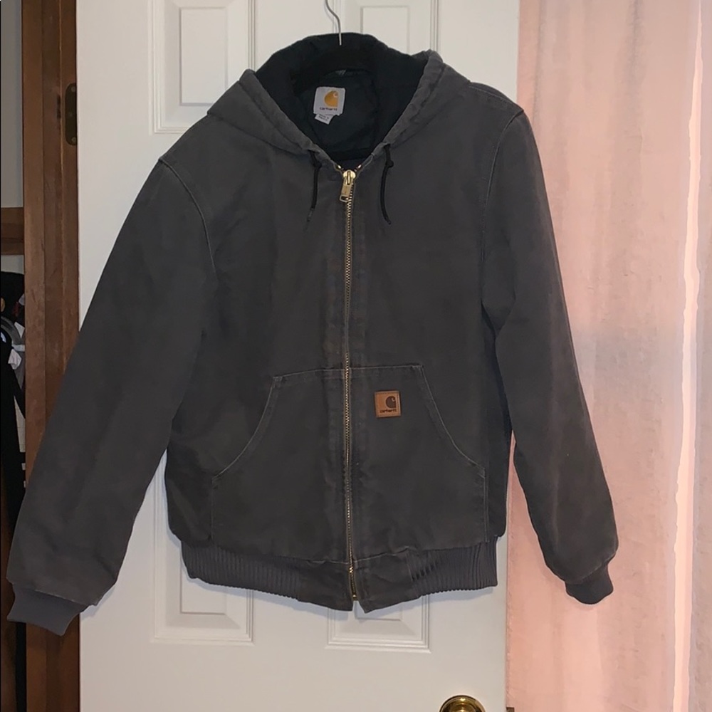 Carhartt women’s jacket.